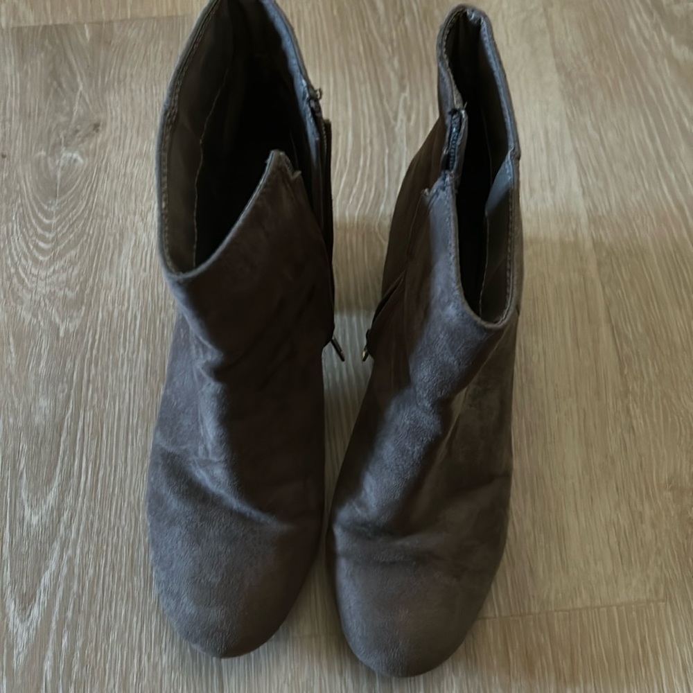 Short boots Good Condition